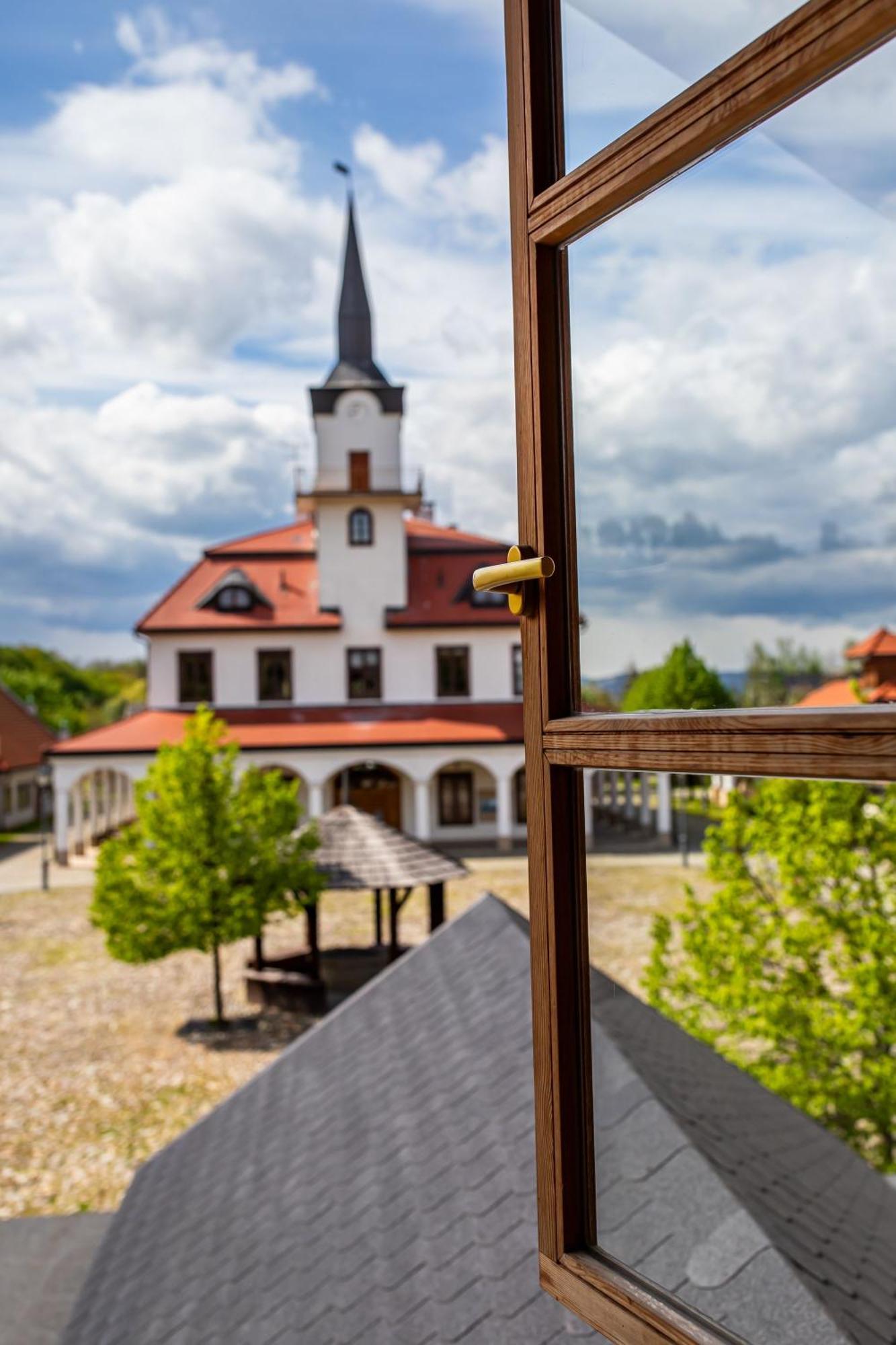 Hotel Nova.Galicja Nowy Sącz Zewnętrze zdjęcie